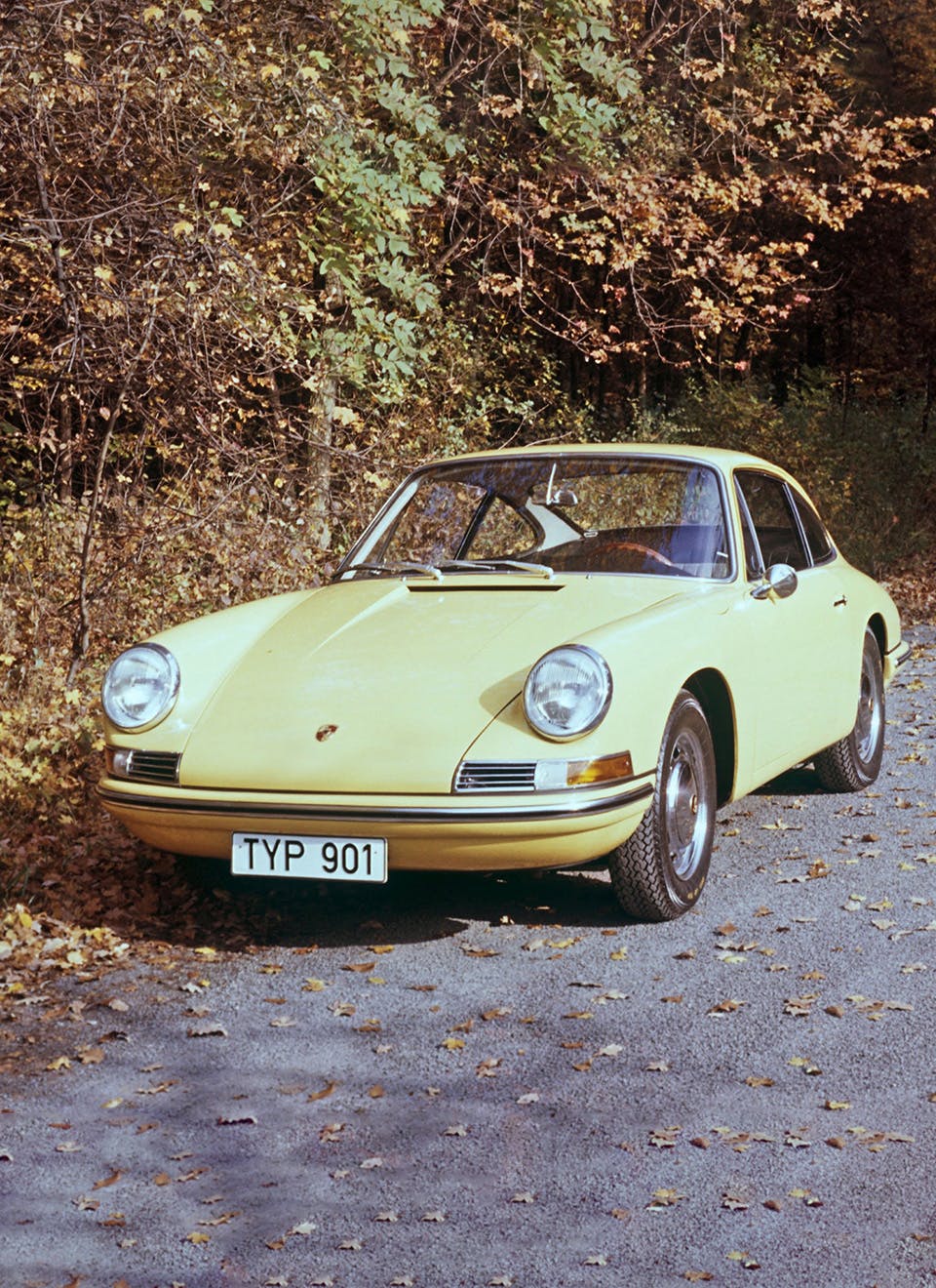 Porsche 911 : Price, Mileage, Images, Specs & Reviews 