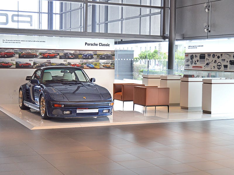 Le coin des classiques au Centre Porsche du Cap
