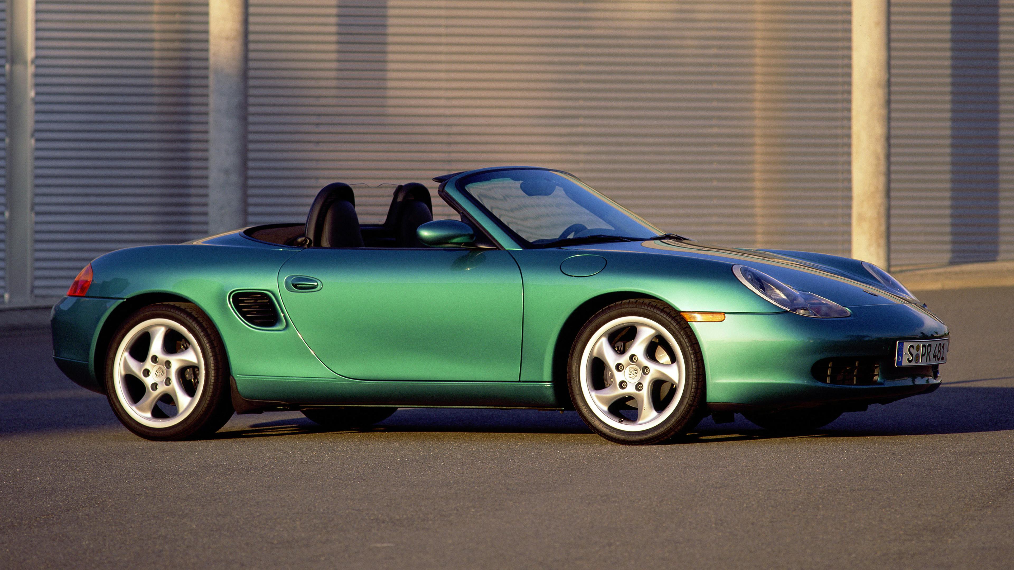 Green Porsche Boxster (2000–2002)