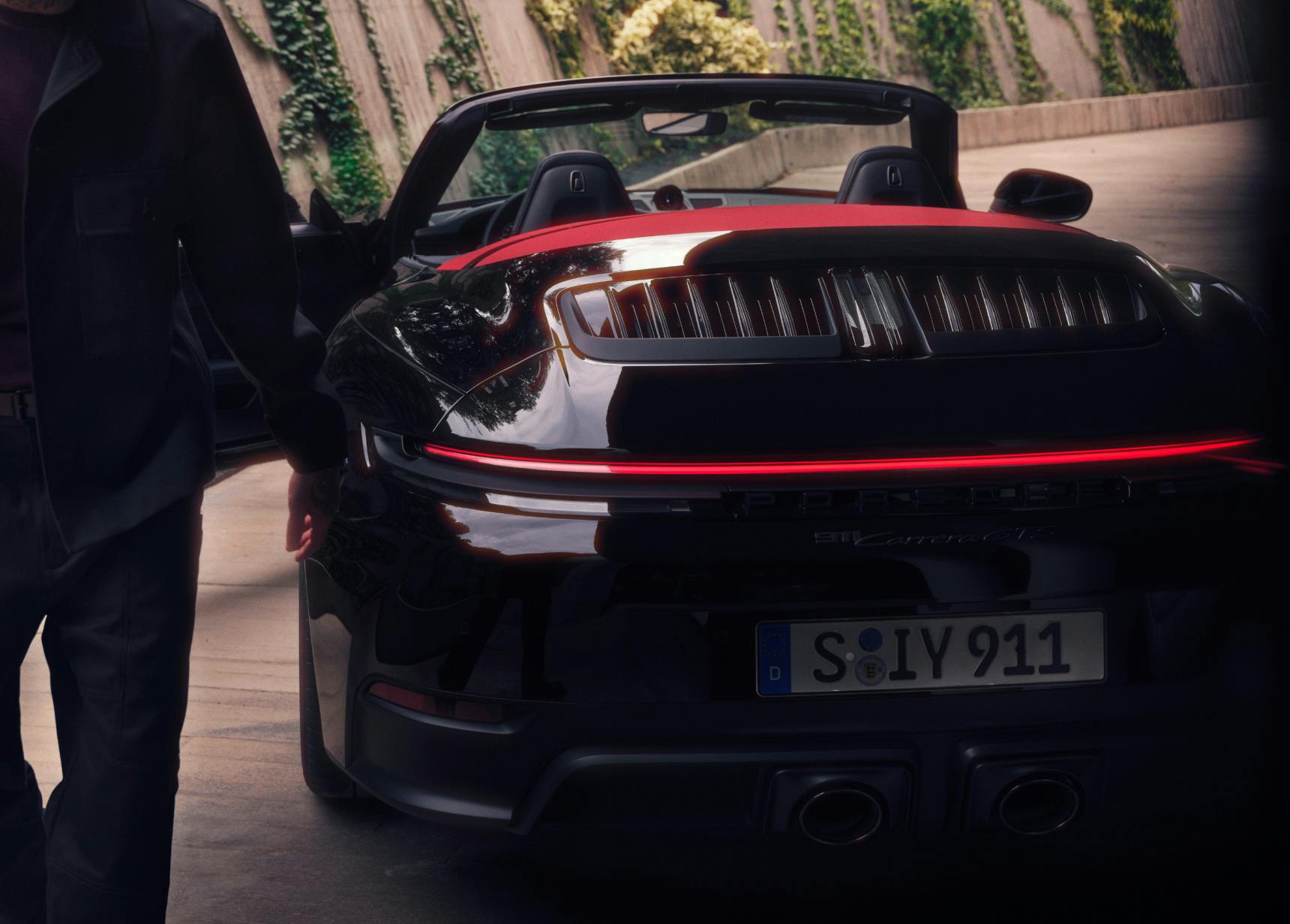 【SPARK】Porsche911 Carrera GTS Cabriolet Spark 1:18 Porsche 911 Carrera GTS Cabriolet (992) America