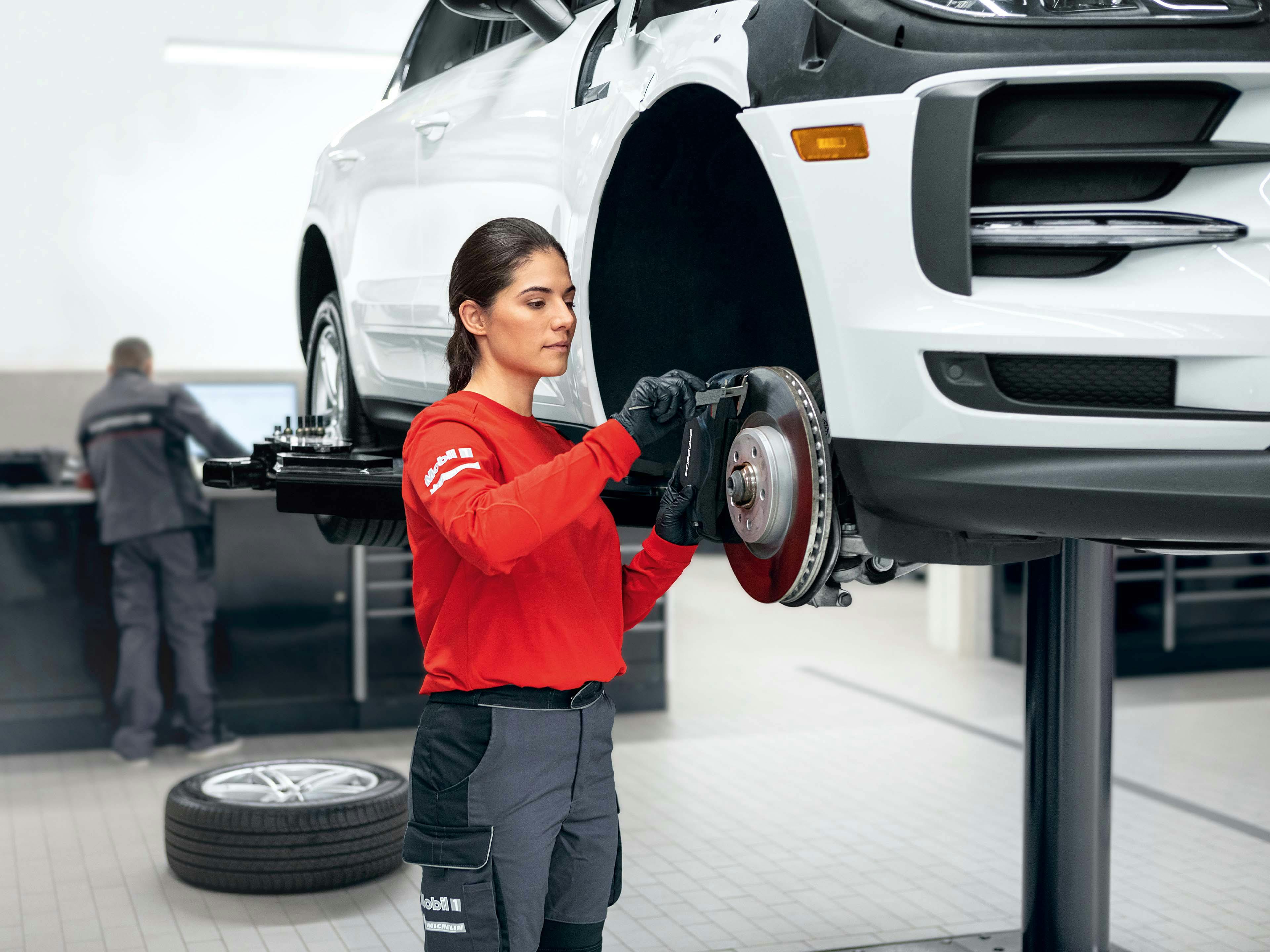 PLACEHOLDER FOR PORSCHE IMAGE ALT