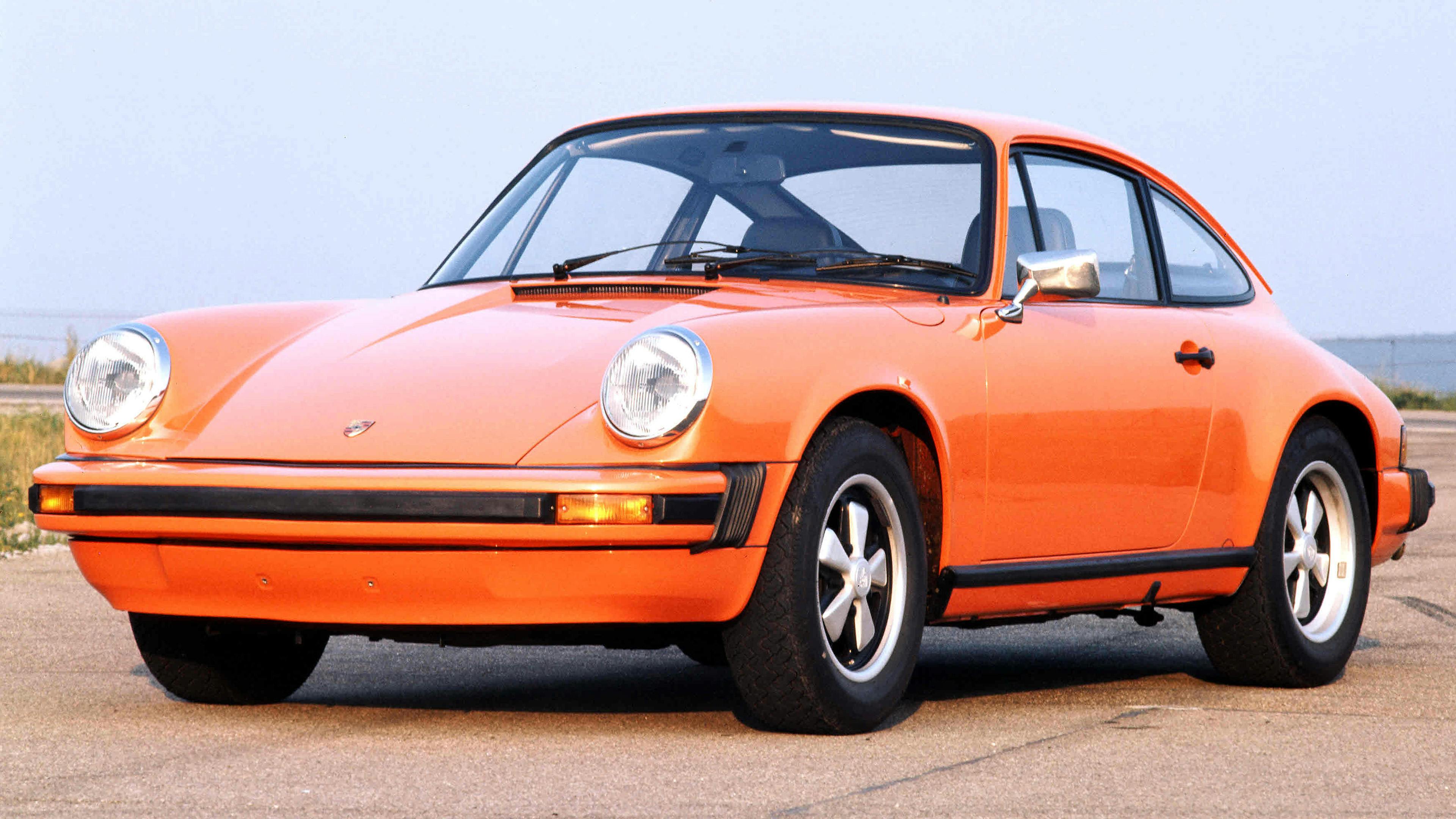 Orange Porsche 911 Carrera 2.7 Targa (1974–75)