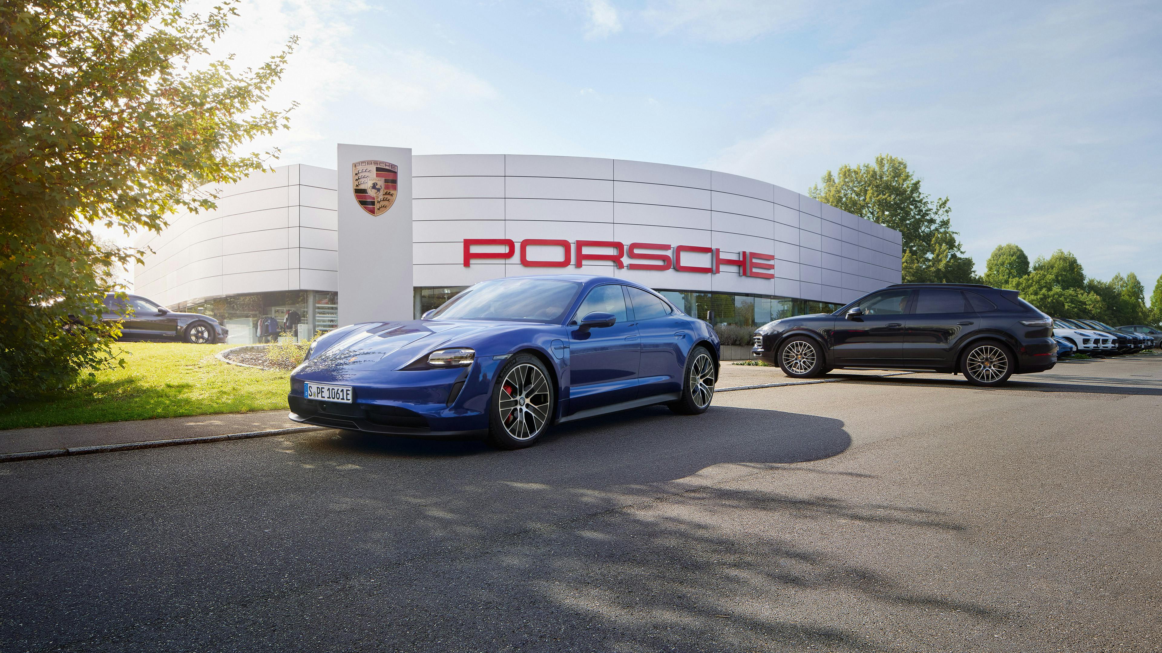 Porsche Service - Außenaufnahme Porsche Zentrum.