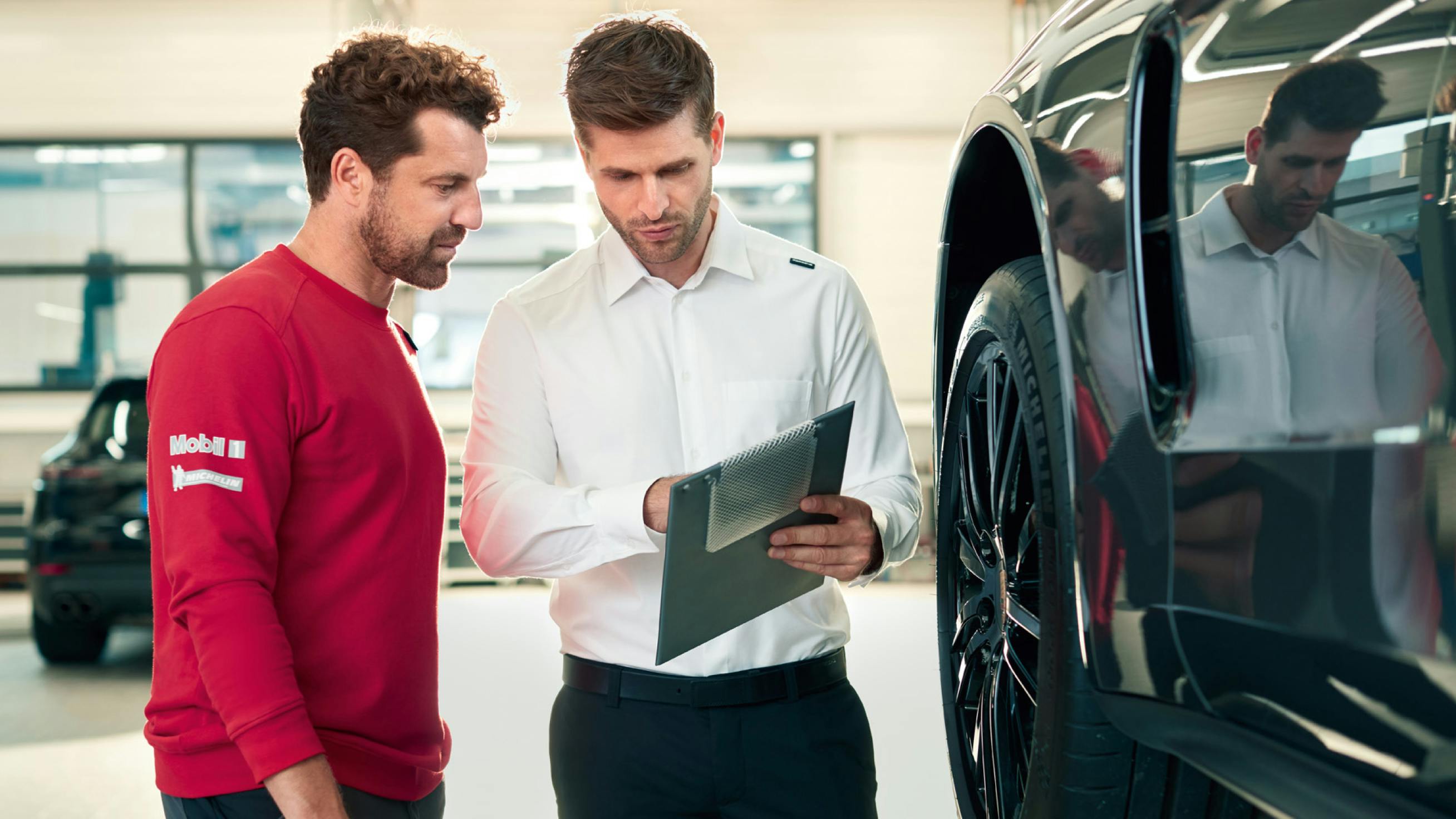 Vehicle documentation: keeping the Warranty & Maintenance booklet in good order is an important measure of quality. As well as providing peace of mind, proper maintenance ensures that a vehicle best retains its value. The on-board and safety equipment is also checked for completeness and to make sure that the existing Porsche components are approved.
