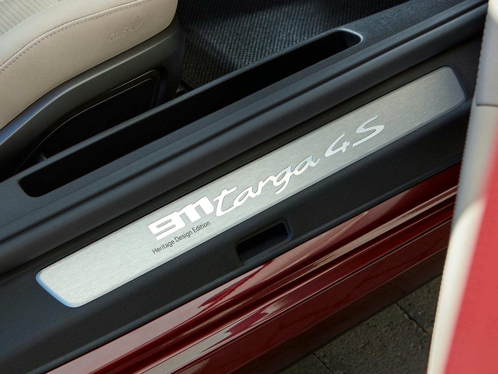Detailed view of the door sill guard on the Porsche 911 Targa 4S Heritage Design Edition.