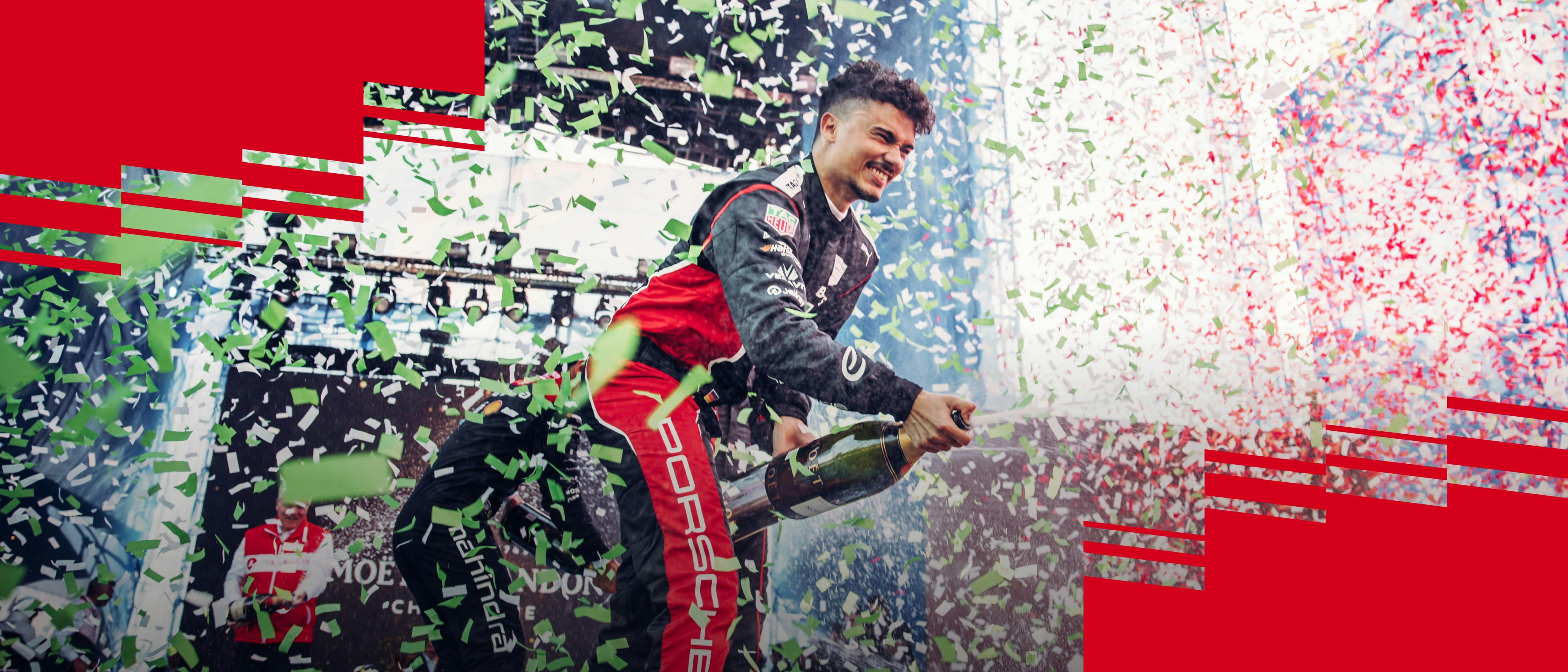 Pascal Wehrlein celebrando el podio alcanzado en la última temporada de la Formula E.