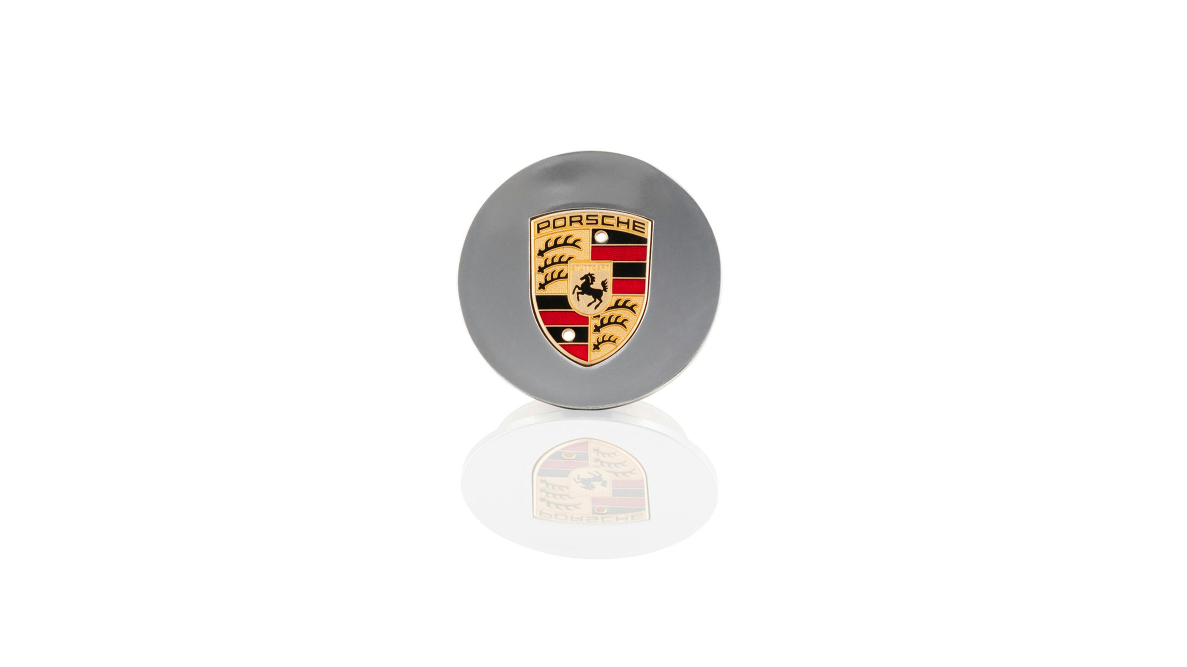 Image of decorative wheel cover with full-colour Porsche Crest, Silver
