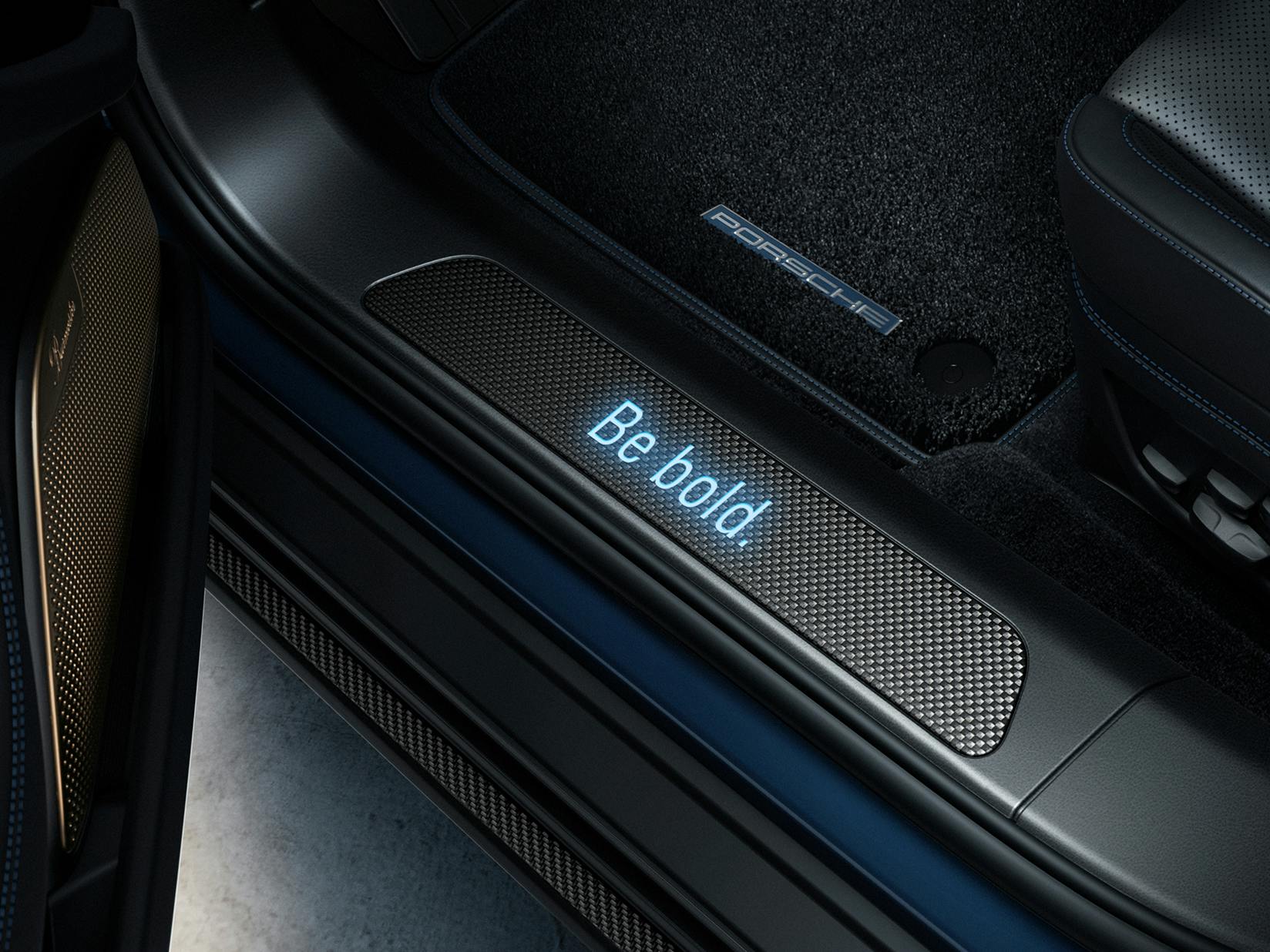 Detailed view of the door sill guard in the Porsche Exclusive Manufaktur Panamera Turbo S E-Hybrid.