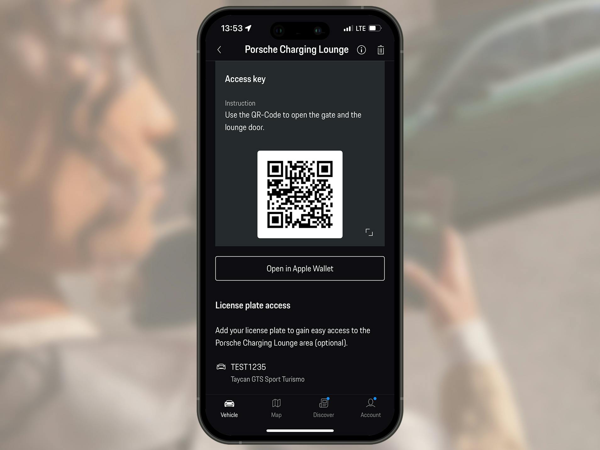 Ekran smartfona pokazujący kod QR, który zapewnia dostęp do Porsche Charging Lounge za pomocą aplikacji My Porsche.