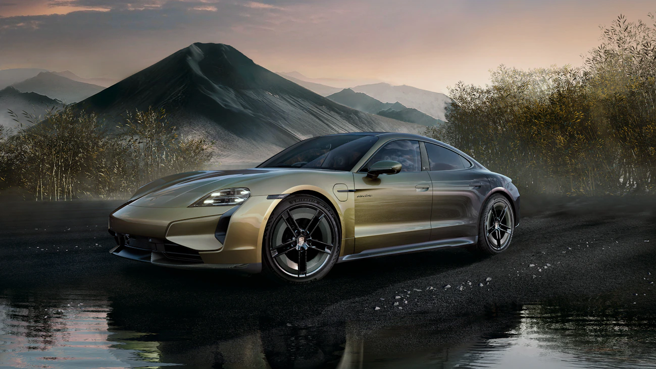 Taycan Turbo S Celestial Jade | Porsche International