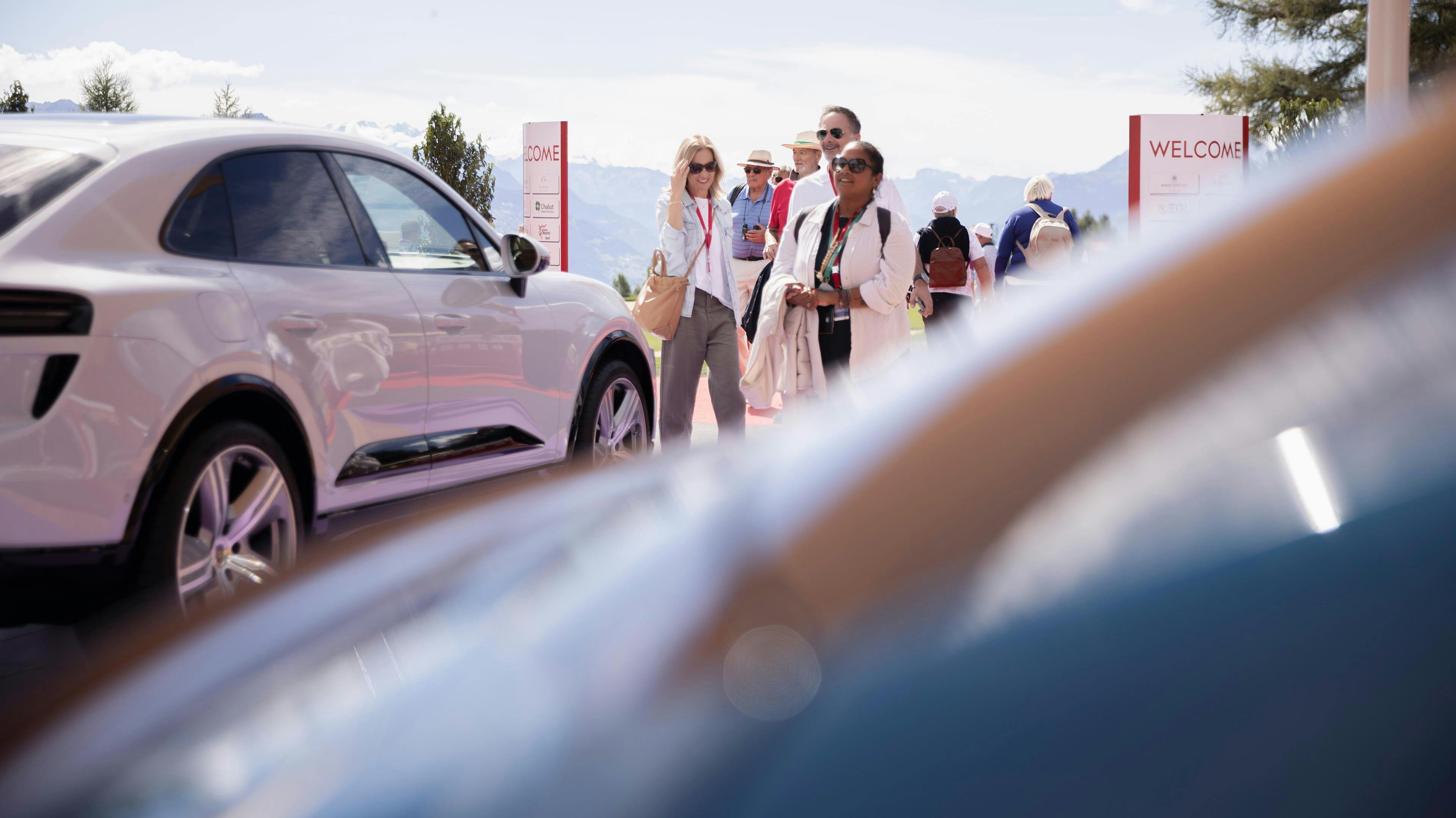 Auftritt von Porsche im Public Village