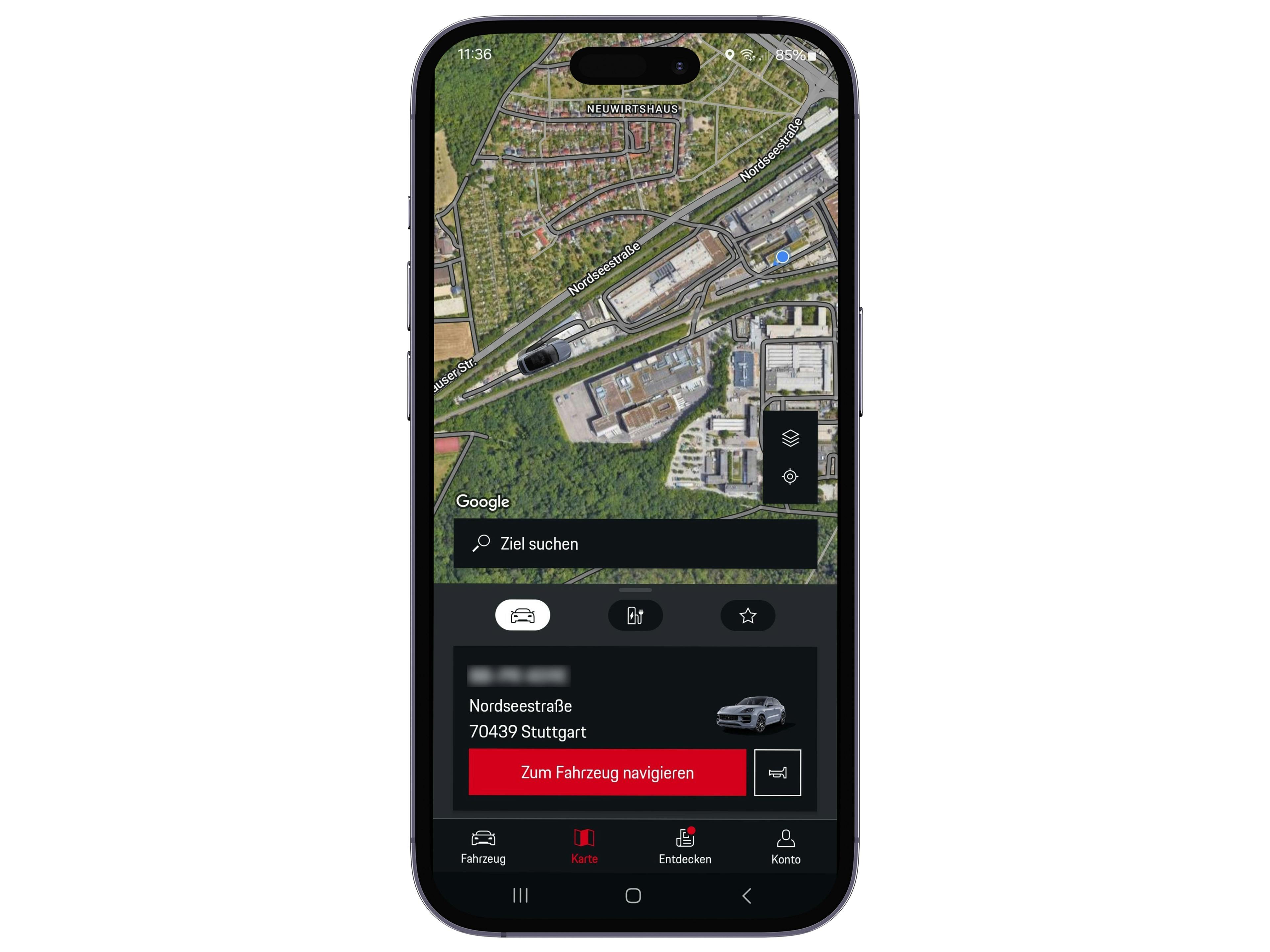 Les fonctions de l'application My Porsche sont présentées sur un écran de l'iPhone.