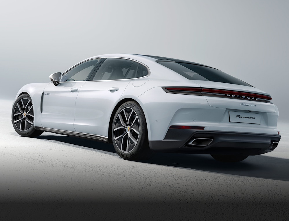 Porsche Panamera Turbo S E-Hybrid Executive | Porsche Eastern Europe