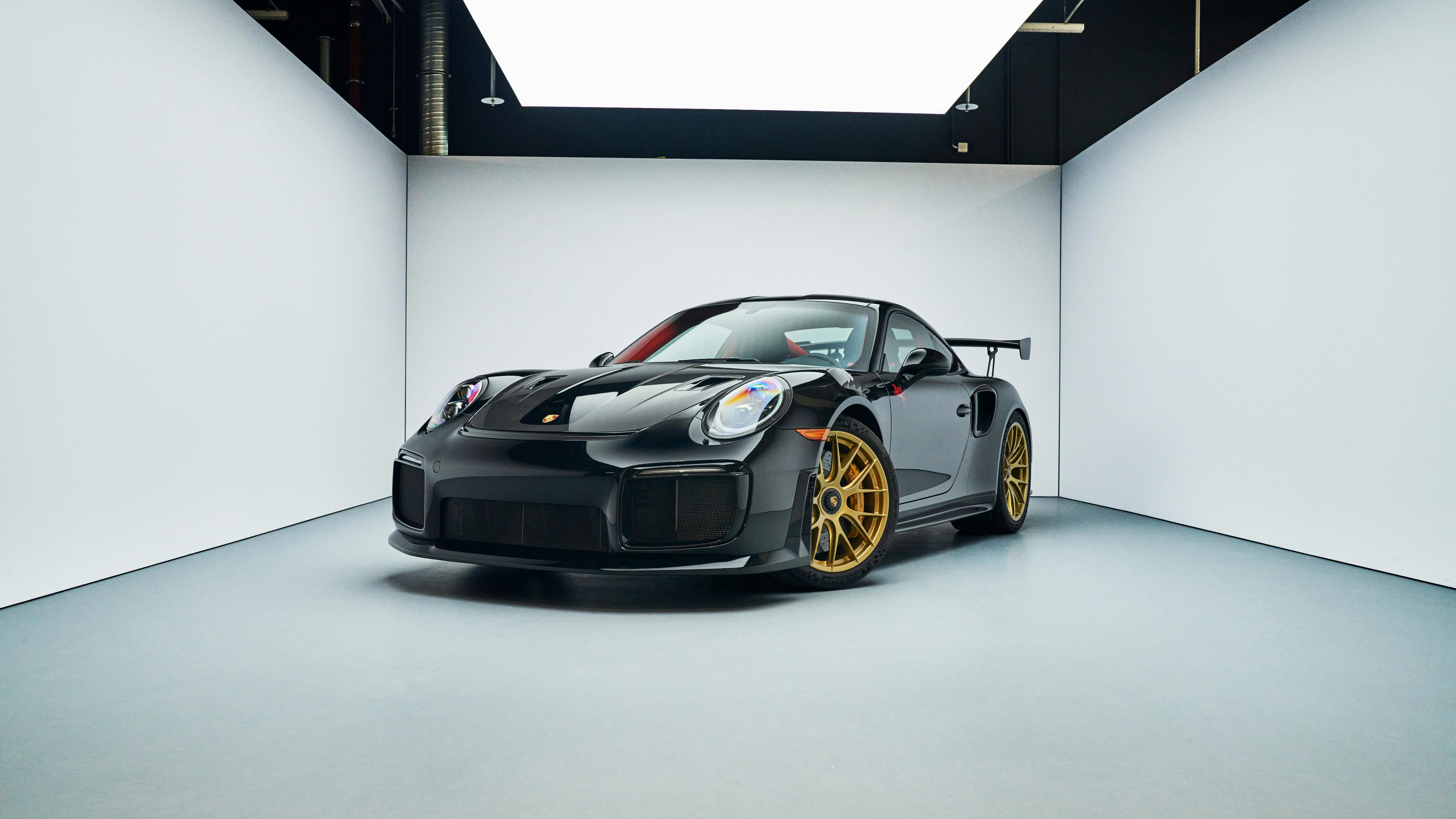 ポルシェ 911 GT2RS カタログ 911 GT2 RS (991 II) | Porsche International