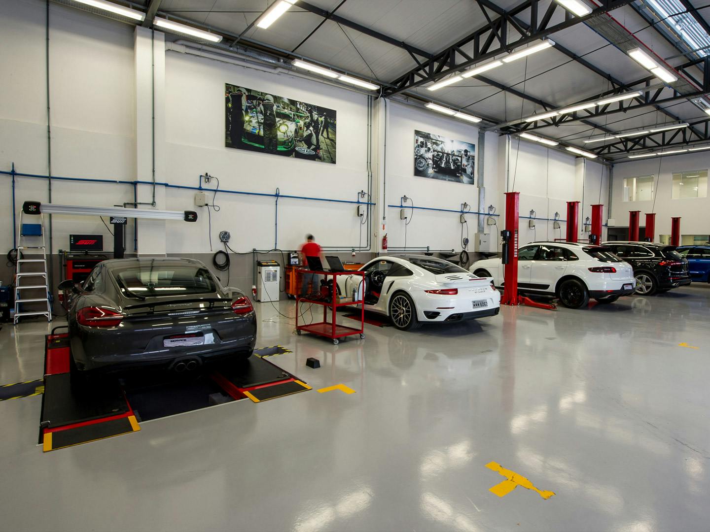 PLACEHOLDER FOR PORSCHE IMAGE ALT