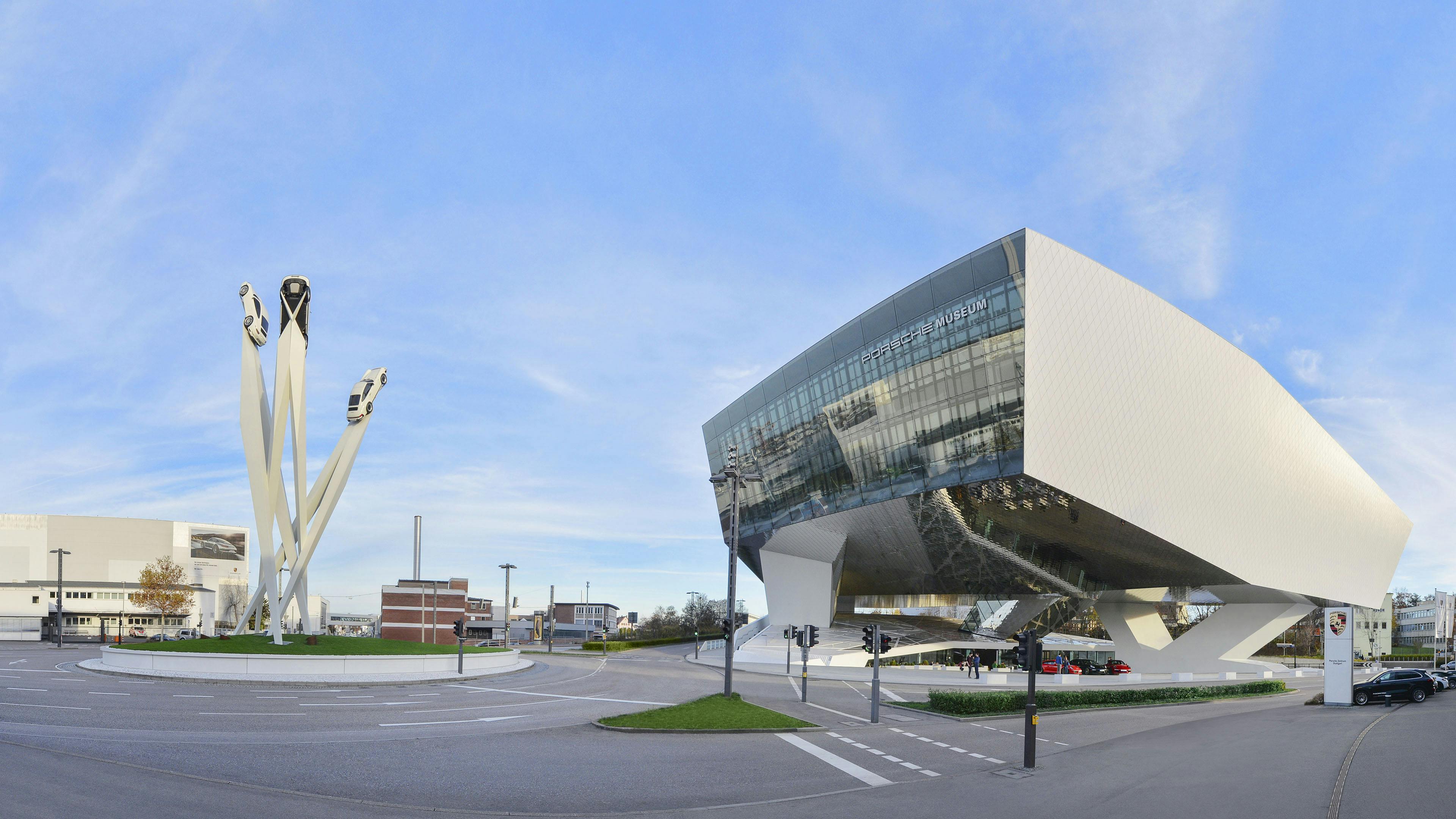 Level Silver members bij Porsche24 profiteren van beloningen zoals de Porsche Museum jaarkaart voor het museum in Stuttgart.