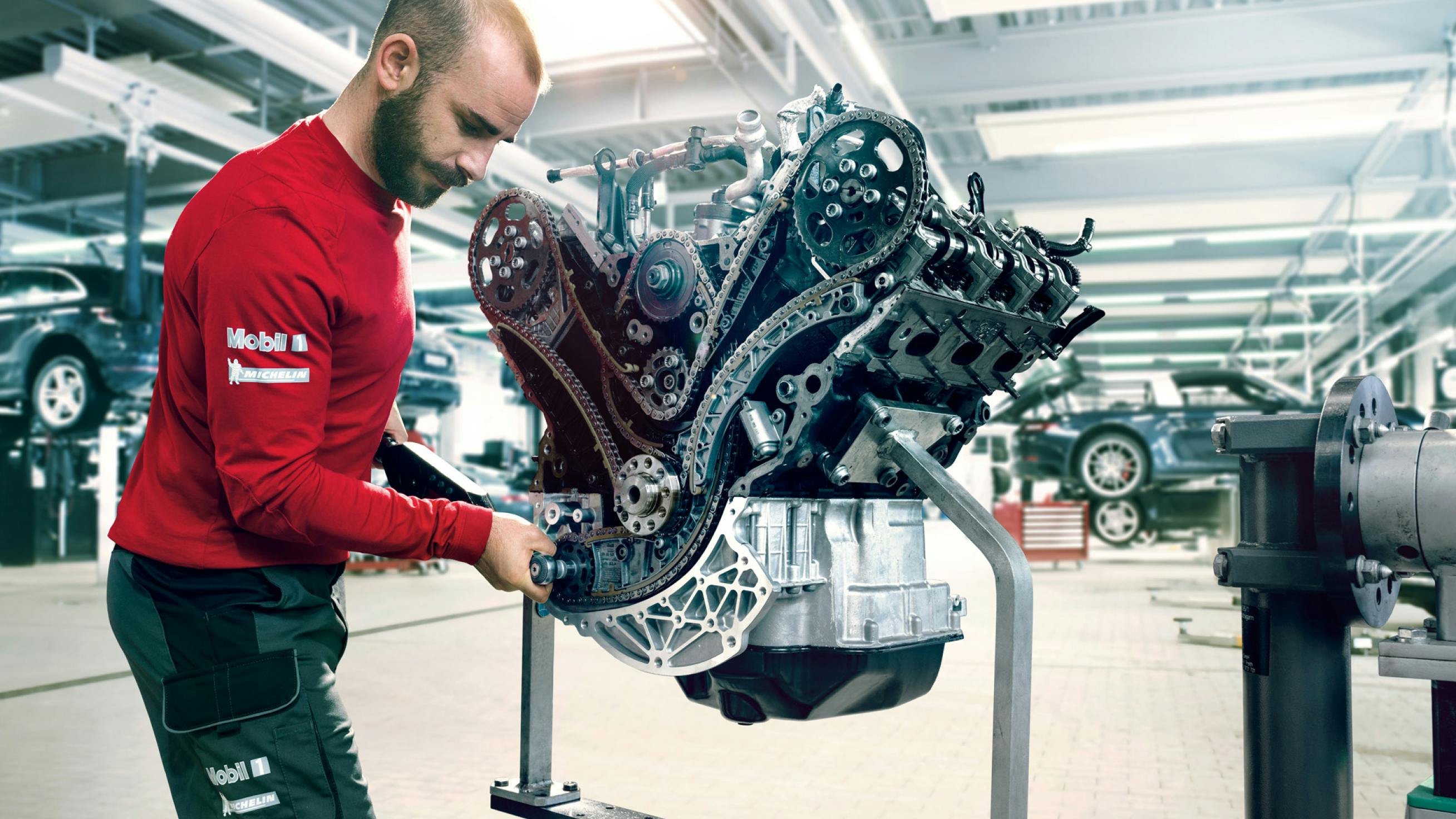 Engine: the heart of a Porsche is its engine. Therefore the running characteristics, belts, battery and other crucial components in the engine compartment are examined to ensure they are all interacting effectively. What cannot be measured is the legendary sound of a Porsche engine. That is something which has to be experienced.