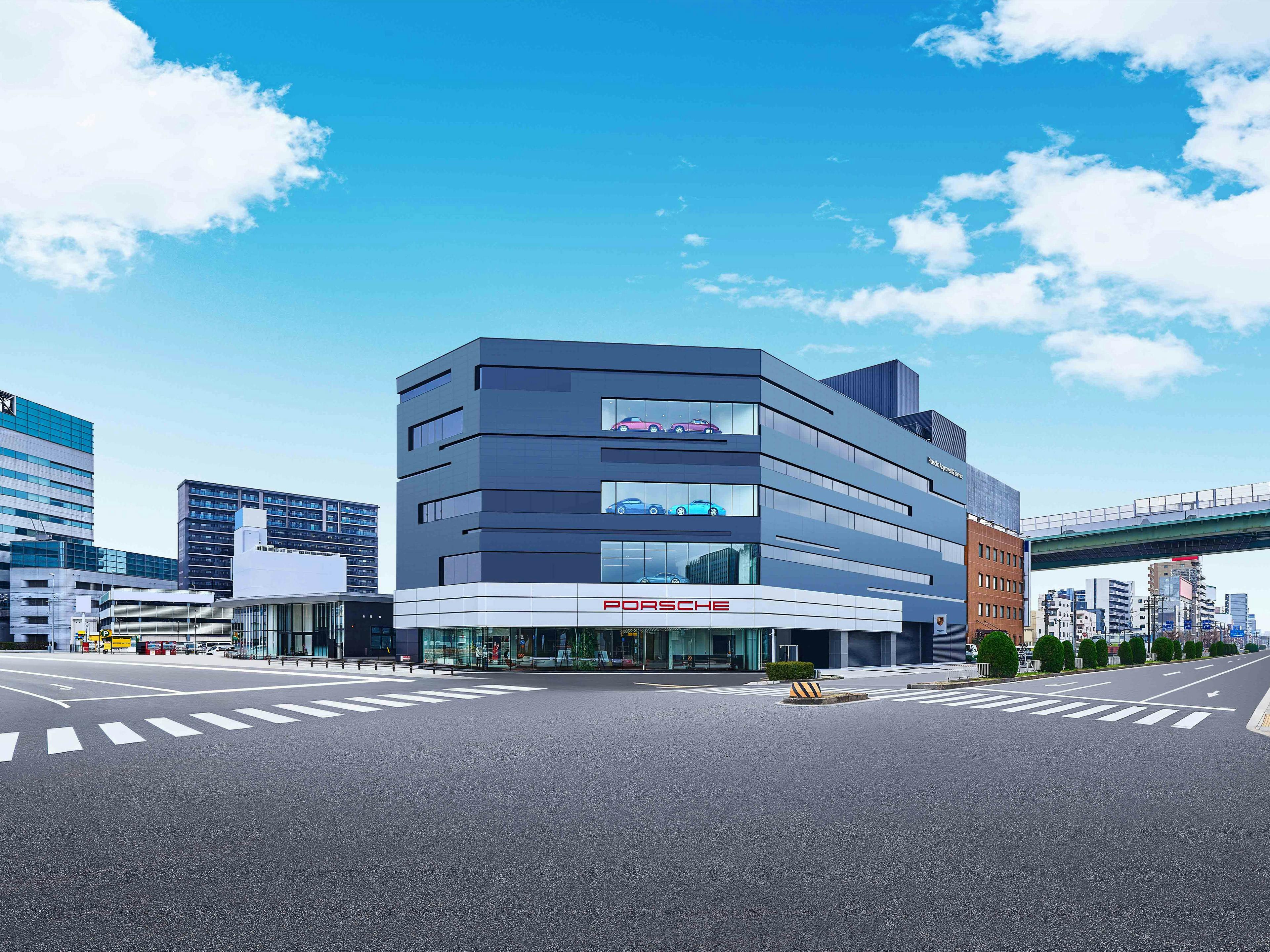 The exterior of Porsche Center Nagoya's Certified Pre-Owned center.