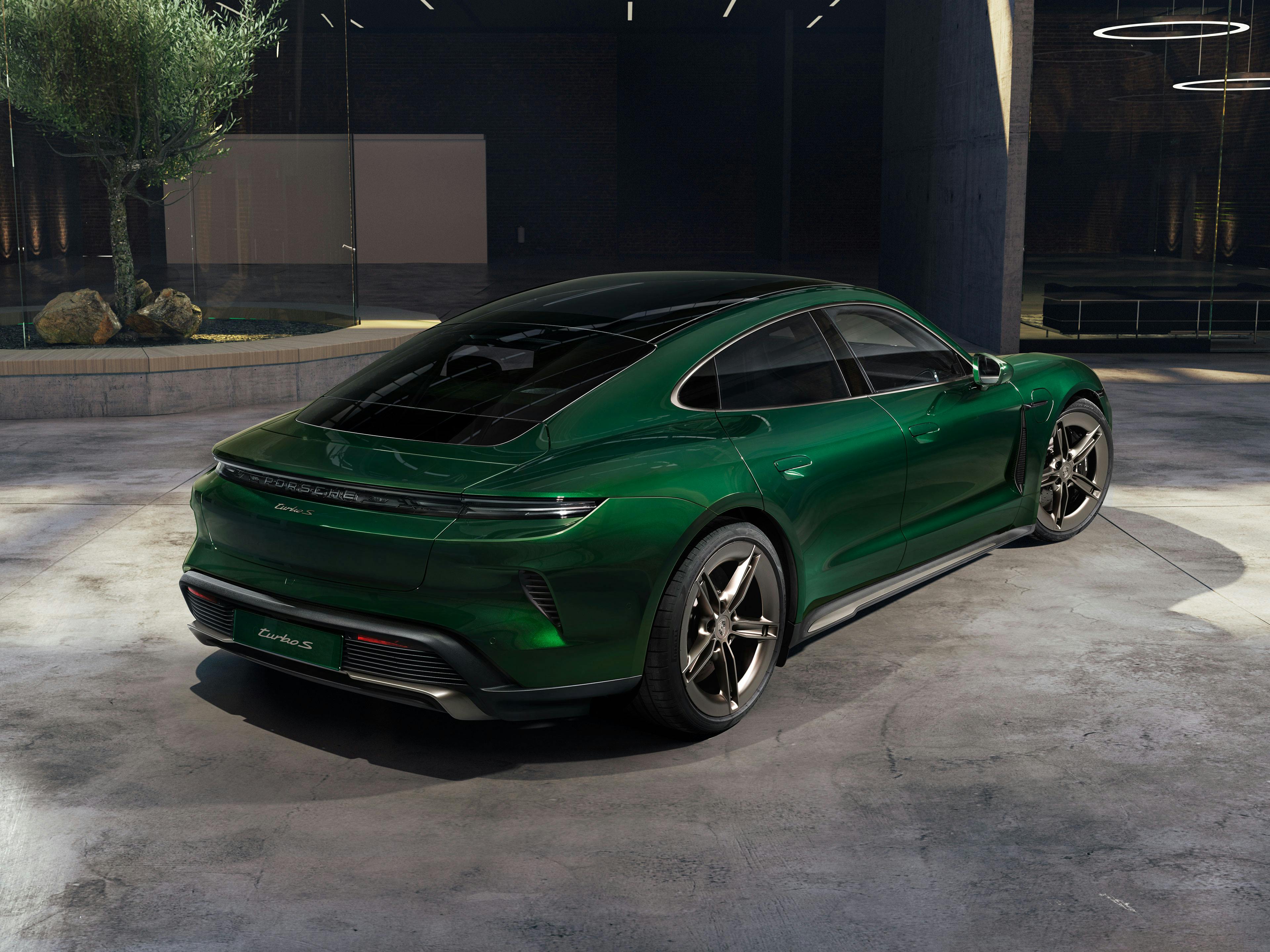 Porsche Exclusive Manufaktur Taycan GTS with SportDesign Package Carbon.