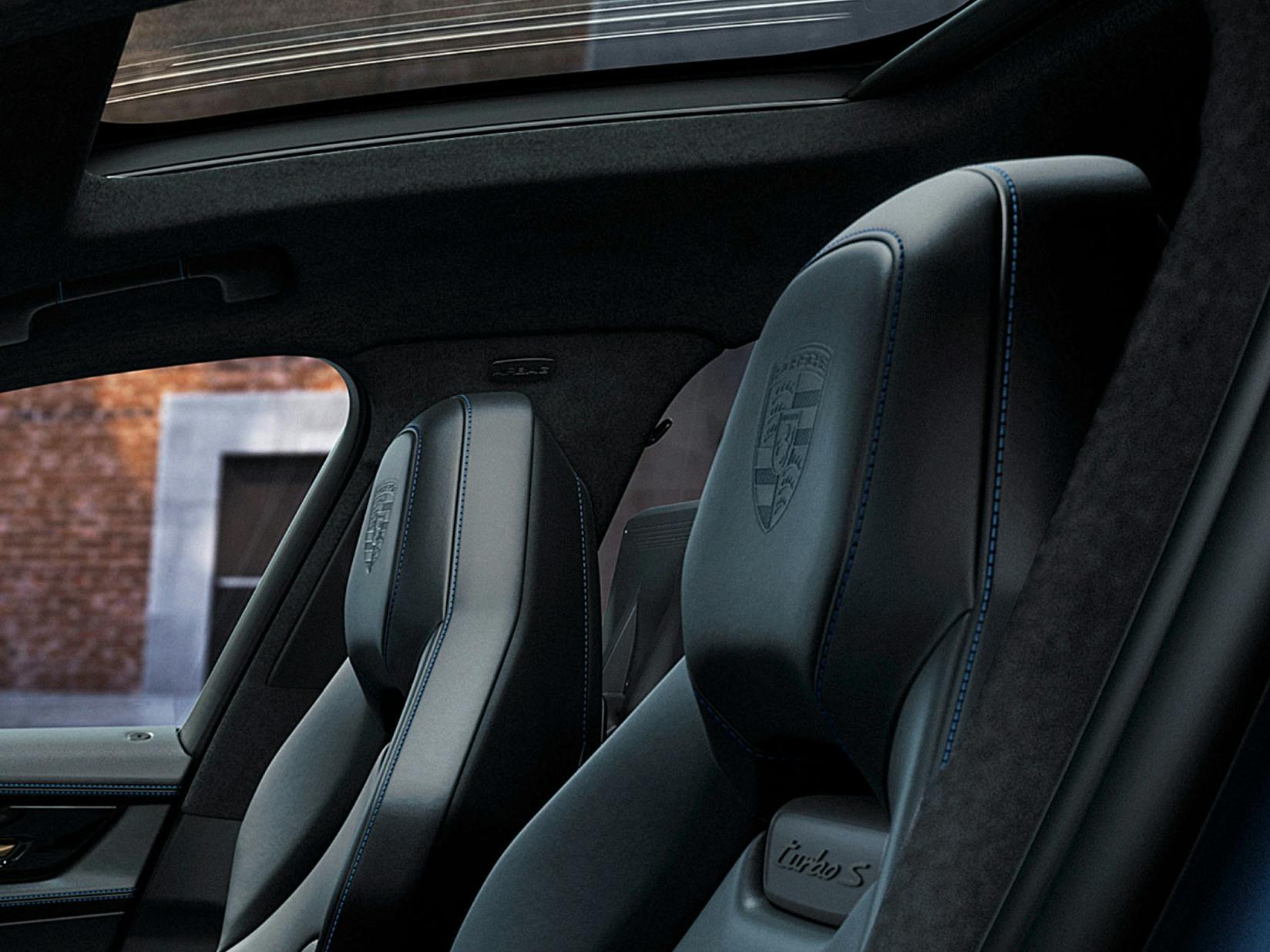 Vista del asiento del Panamera Turbo S E-Hybrid de Porsche Exclusive Manufaktur.