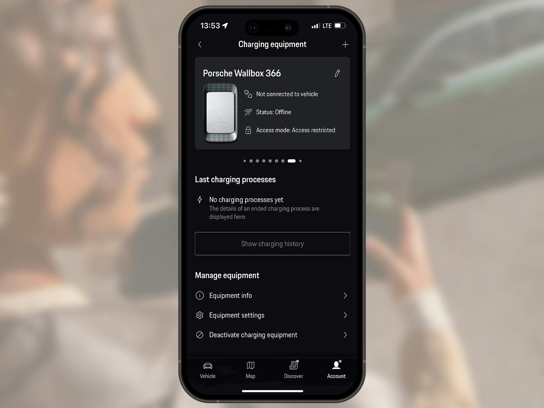Smartphone screen showing the charging accessories display of the My Porsche App.