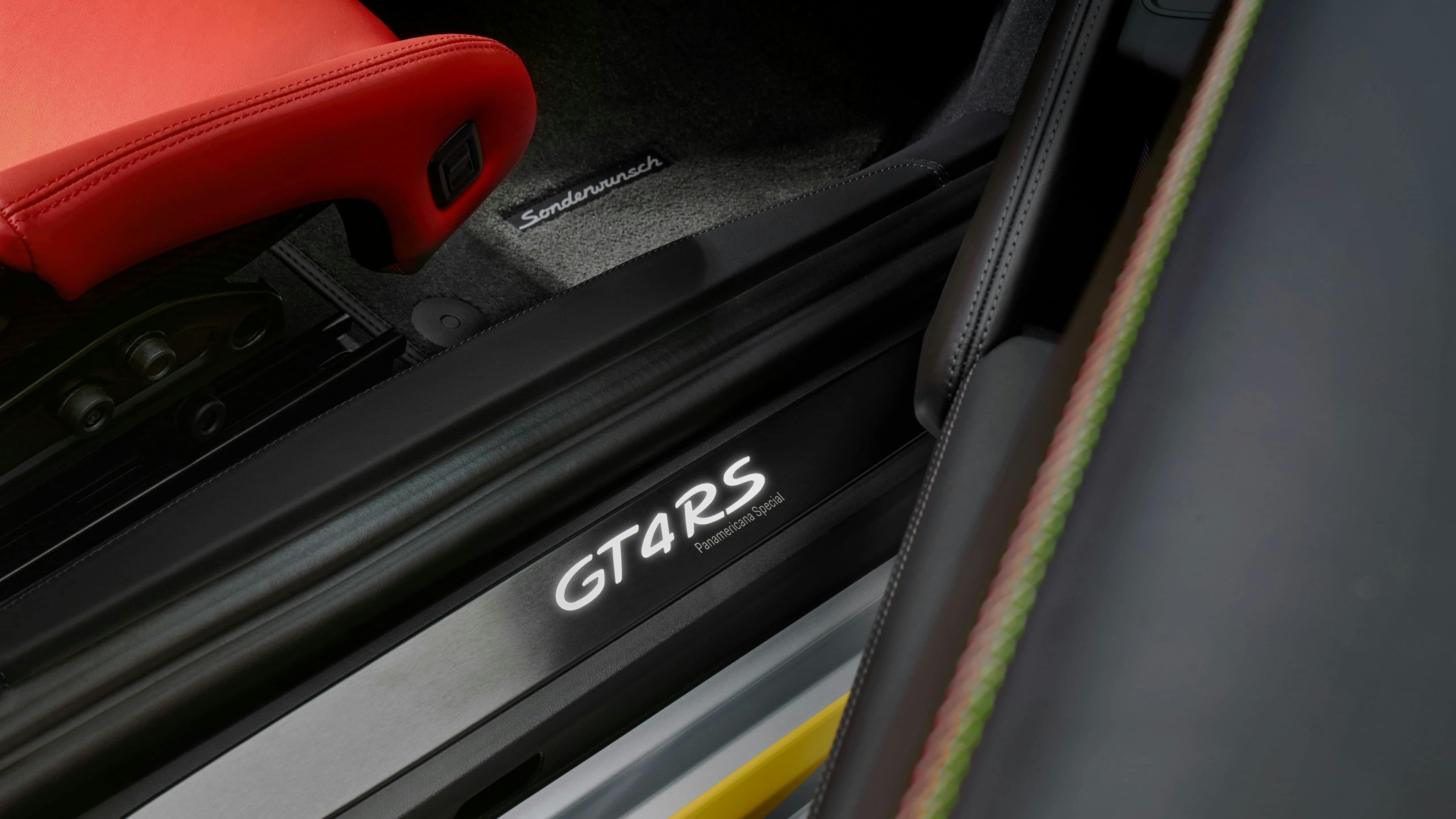Details on the car door sill that feel like stepping on the accelerator.