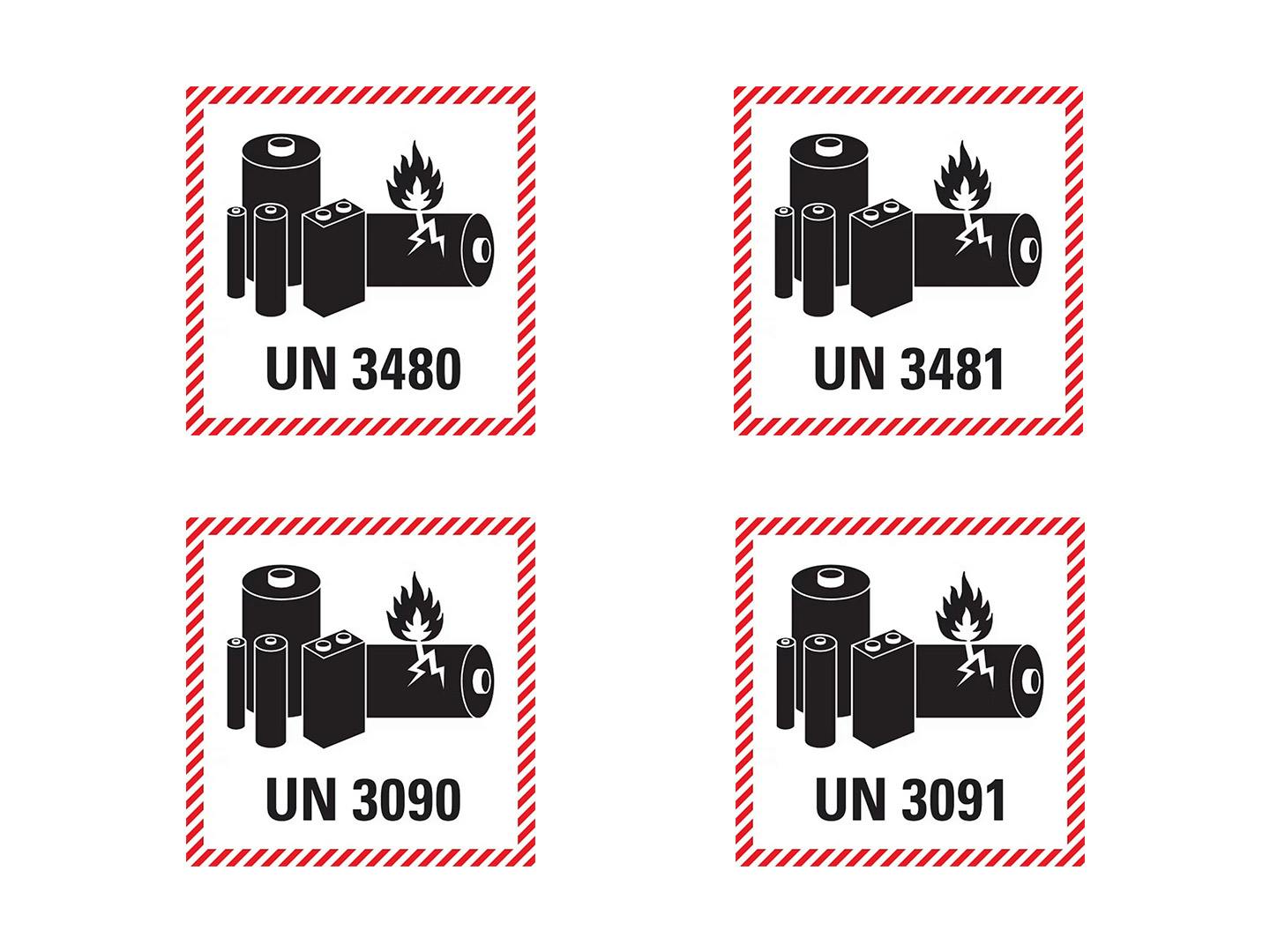 Pour les petites batteries : L'image montre quatre étiquettes de danger pour les petites batteries, représentées par les symboles de marchandises dangereuses et les numéros ONU correspondants.