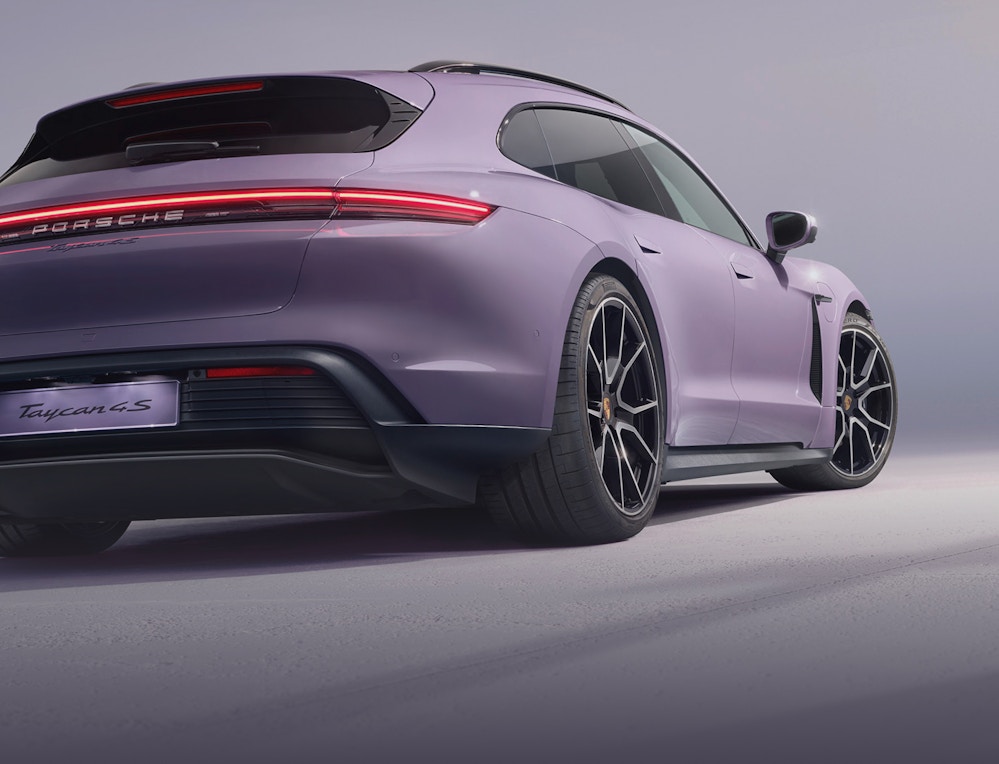 Porsche taycan turbo s sport deals turismo