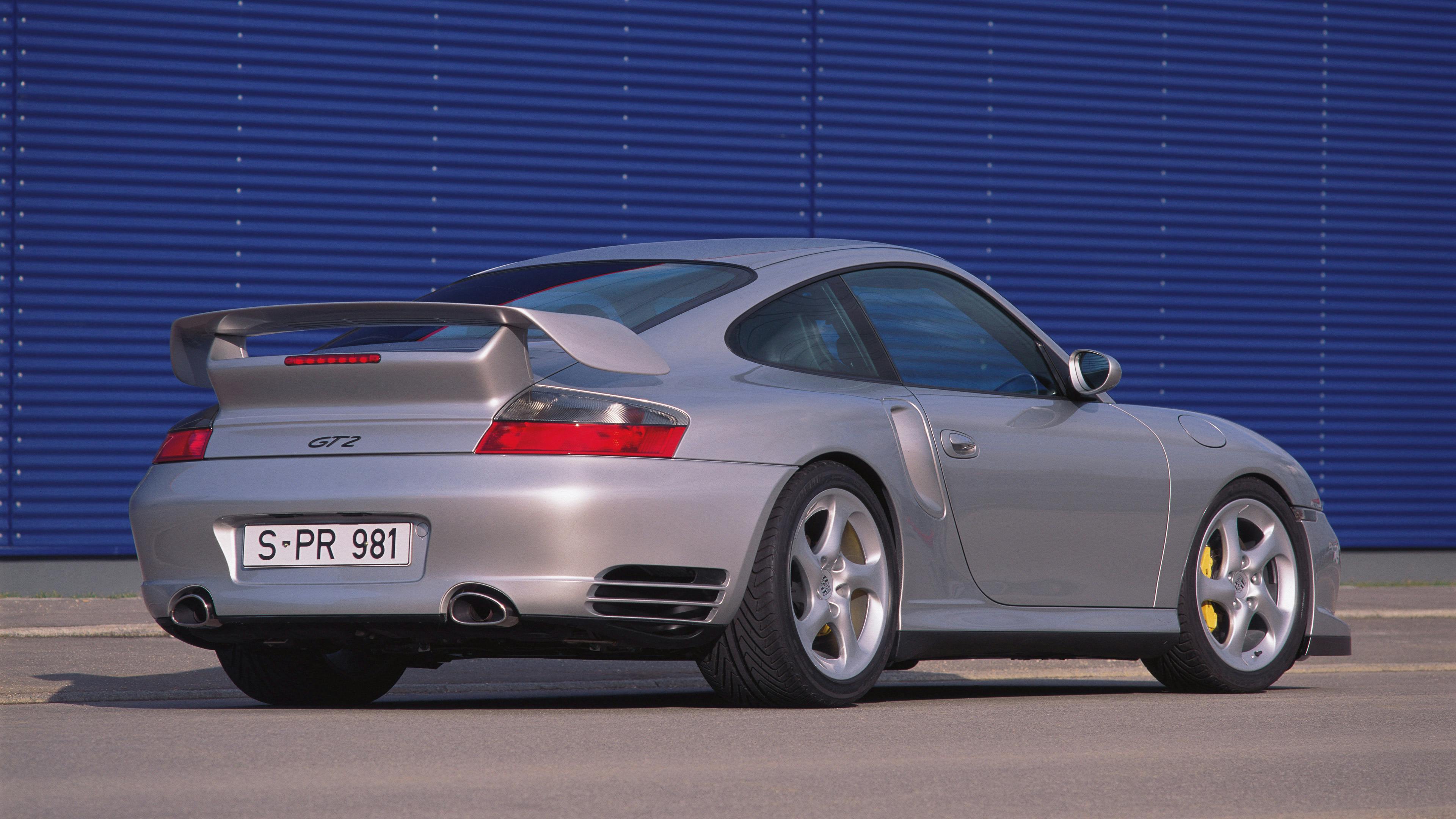 Porsche 911 GT2