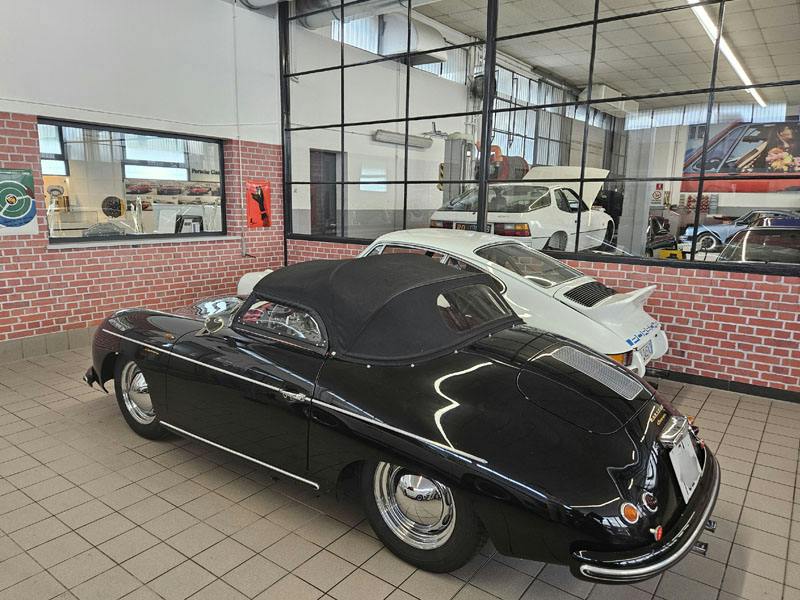 Foto del Classic Corner presso il Centro Assistenza Porsche Padova Est