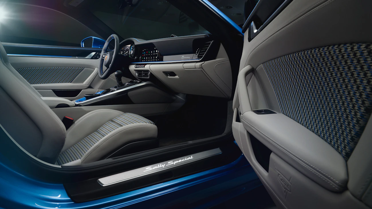 911 (992) Sally Special | Porsche International