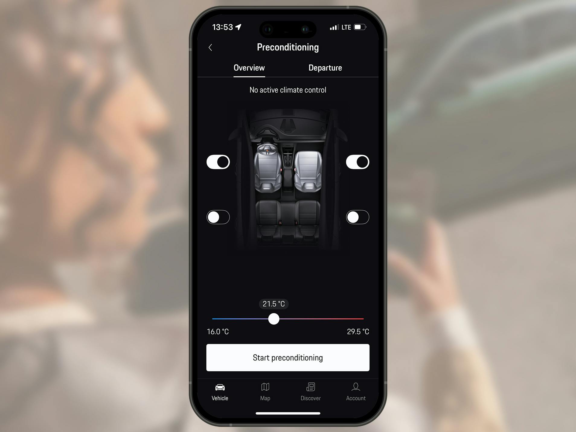 Smartphone screen showing the climate control display of the My Porsche App.