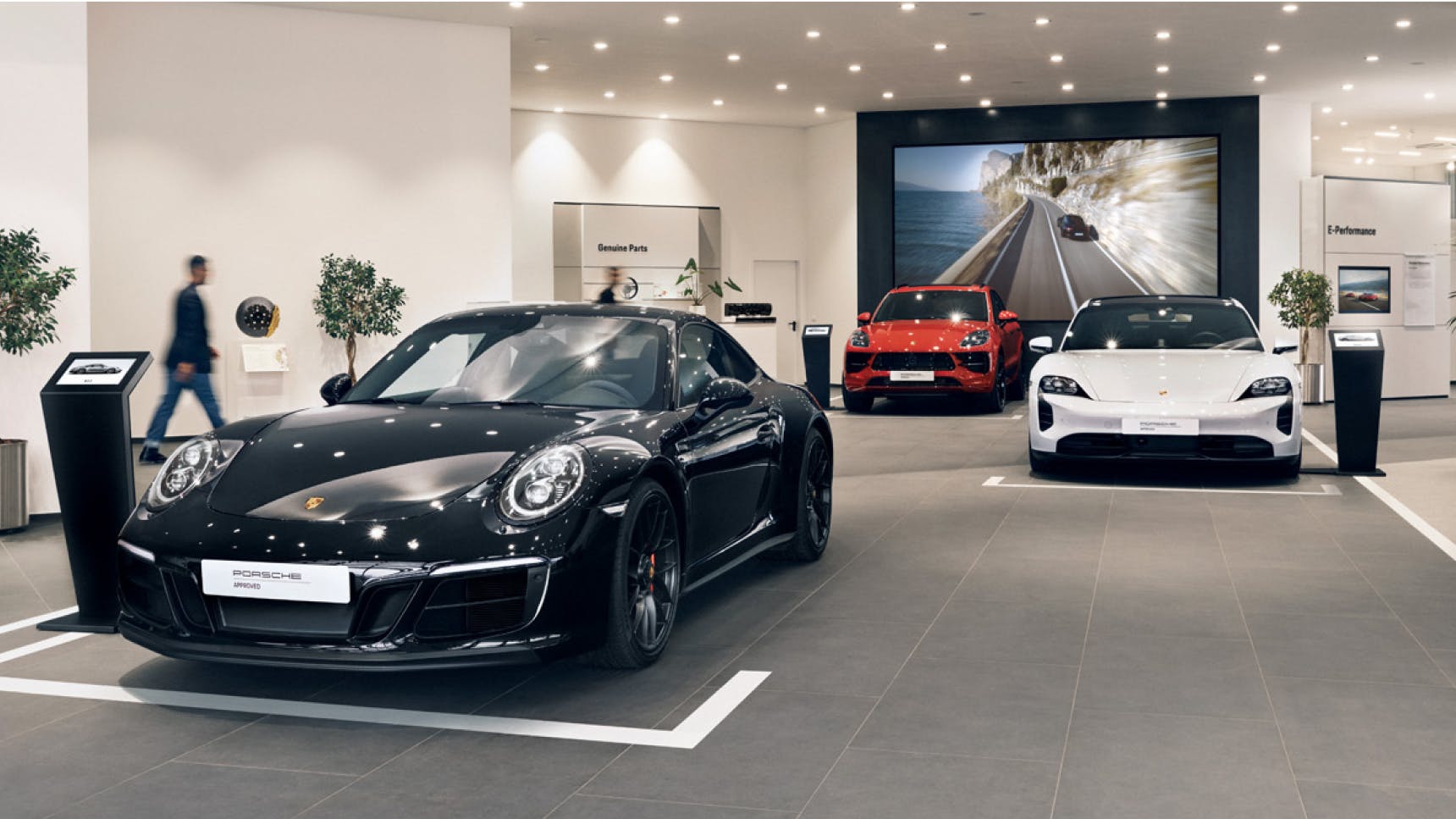 Discover your Porsche.