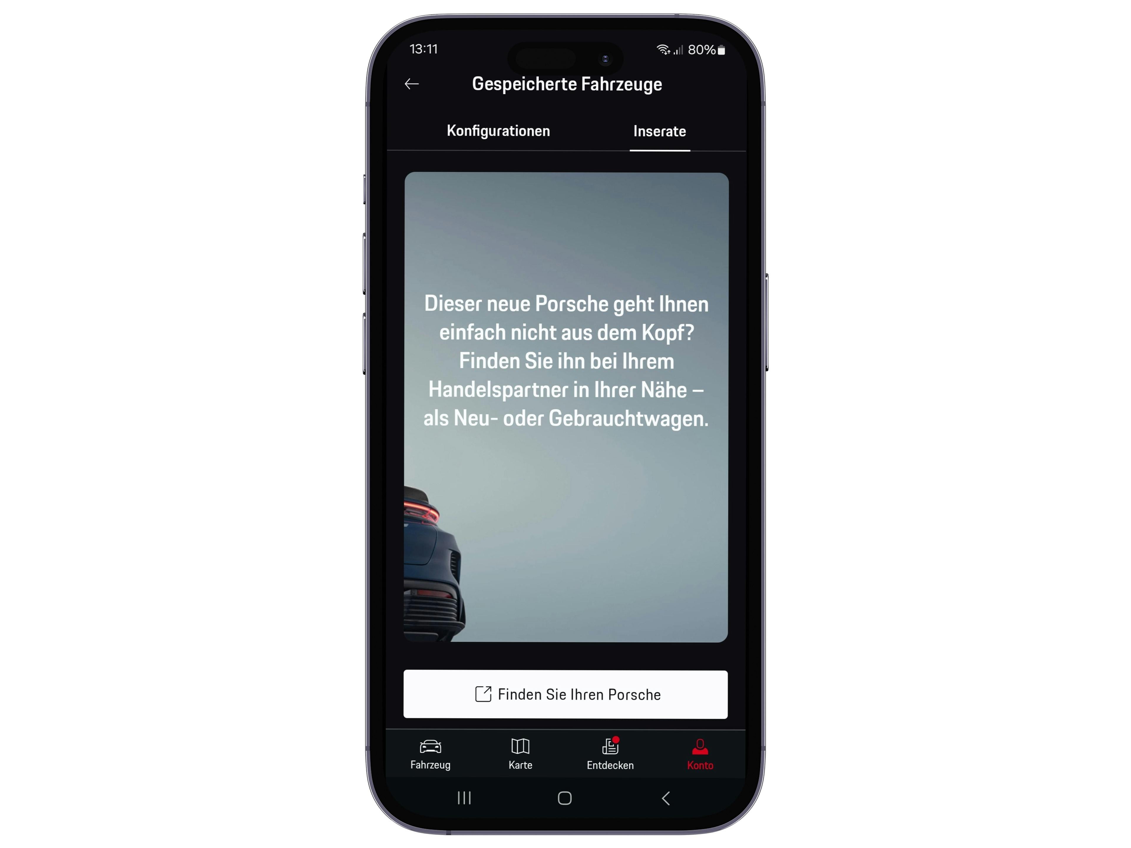 Les fonctions de l'application My Porsche sont présentées sur un écran de l'iPhone.
