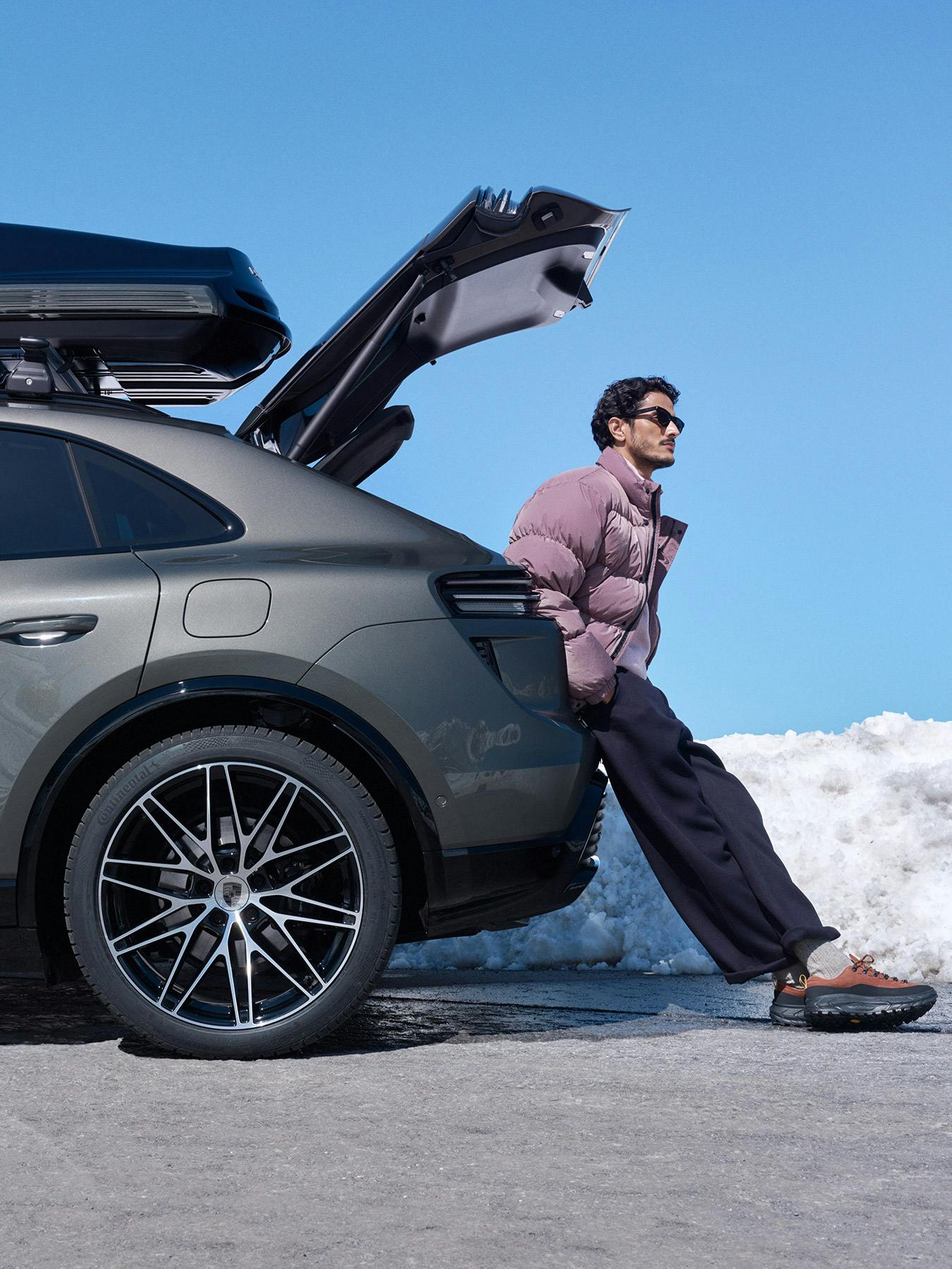 車両アクセサリー